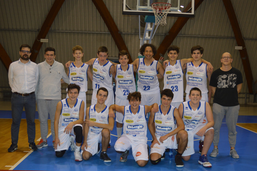 u16
